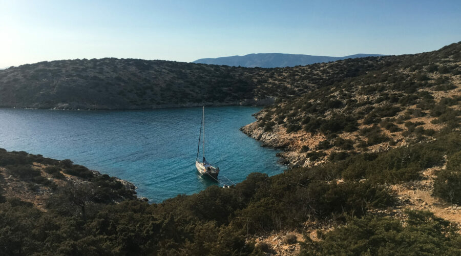 Mouillage à Schinoussa - sailing cyclades