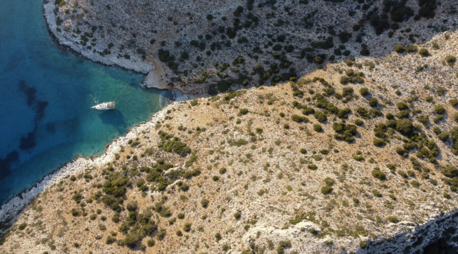 Corto seul au monde - Sailing Cyclades